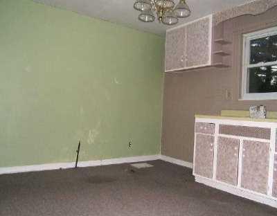 71 Coraopolis Road Coraopolis, PA 15108 - Photo 3 of 8 Gallery Image 3