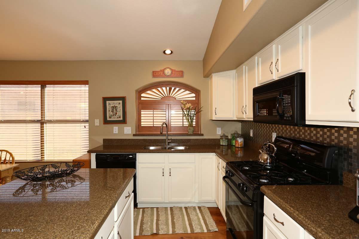 4616 East Jaeger Road Phoenix, AZ 85050 - Photo 11 of 34 jaegerKitchen-Range