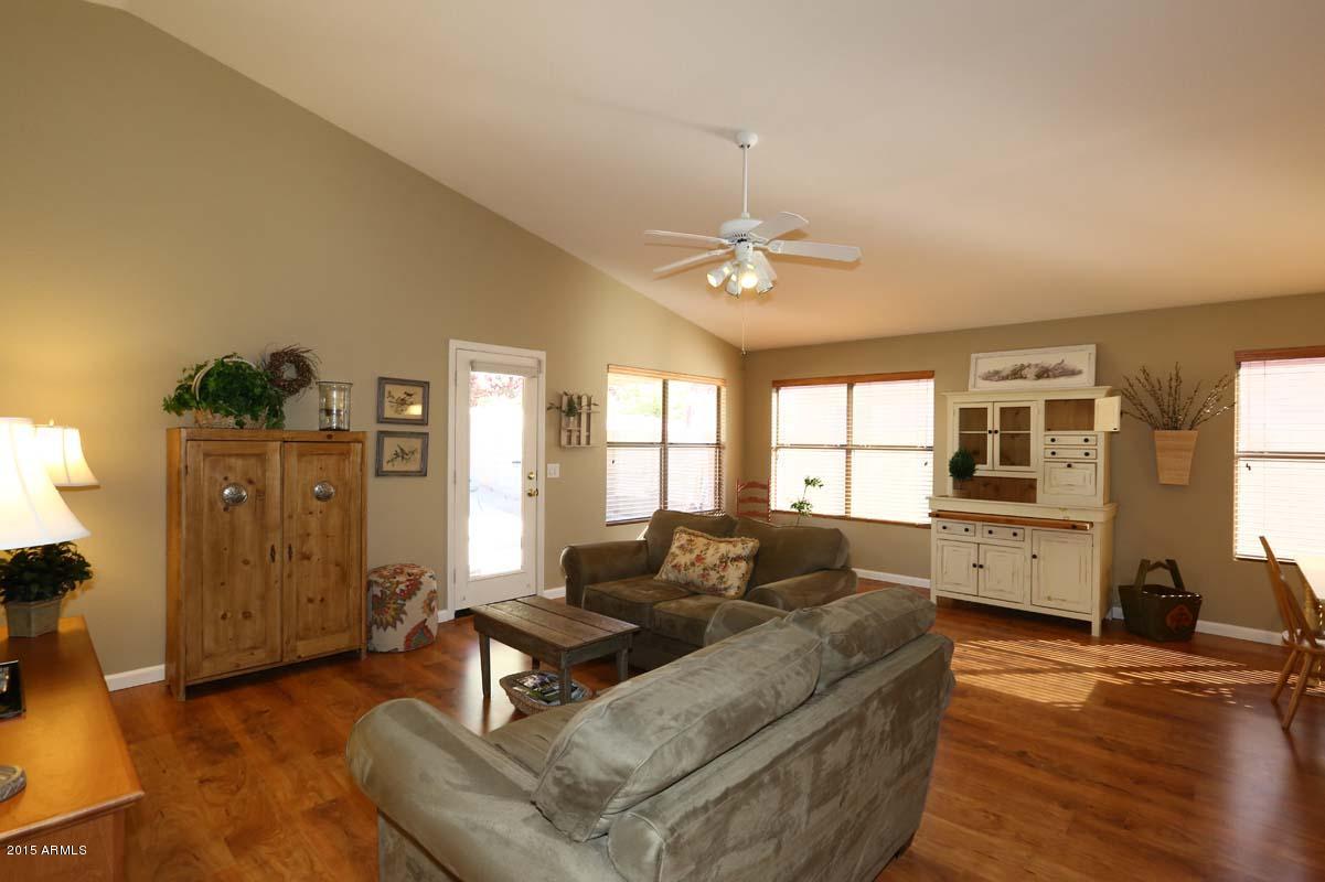 4616 East Jaeger Road Phoenix, AZ 85050 - Photo 16 of 34 jaegerFamily Room2