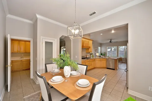 $599,950 | 2726 Heritage Park Lane, Sacramento, CA 95835