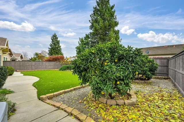 $599,950 | 2726 Heritage Park Lane, Sacramento, CA 95835