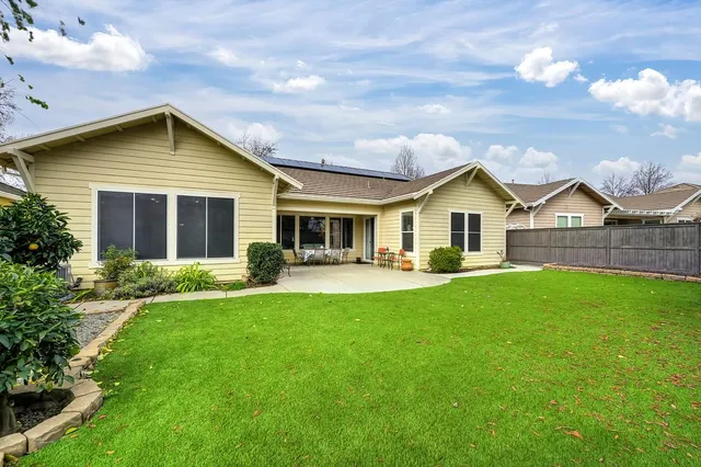 $599,950 | 2726 Heritage Park Lane, Sacramento, CA 95835