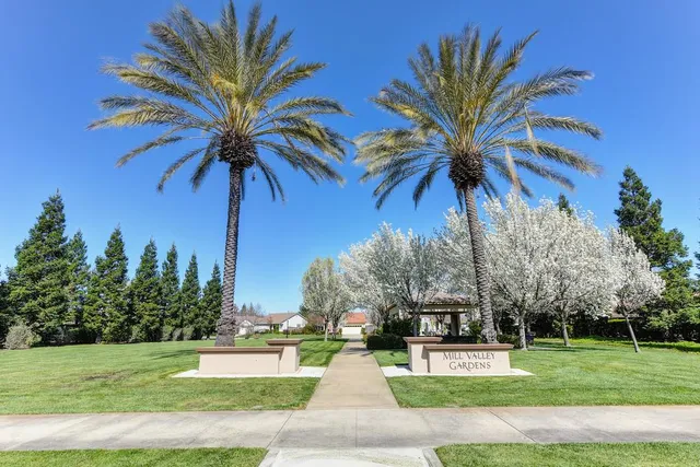 $599,950 | 2726 Heritage Park Lane, Sacramento, CA 95835