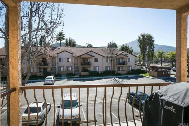 $2,495 | 12190 Cuyamaca College Drive East, Unit 912, El Cajon, CA 92019