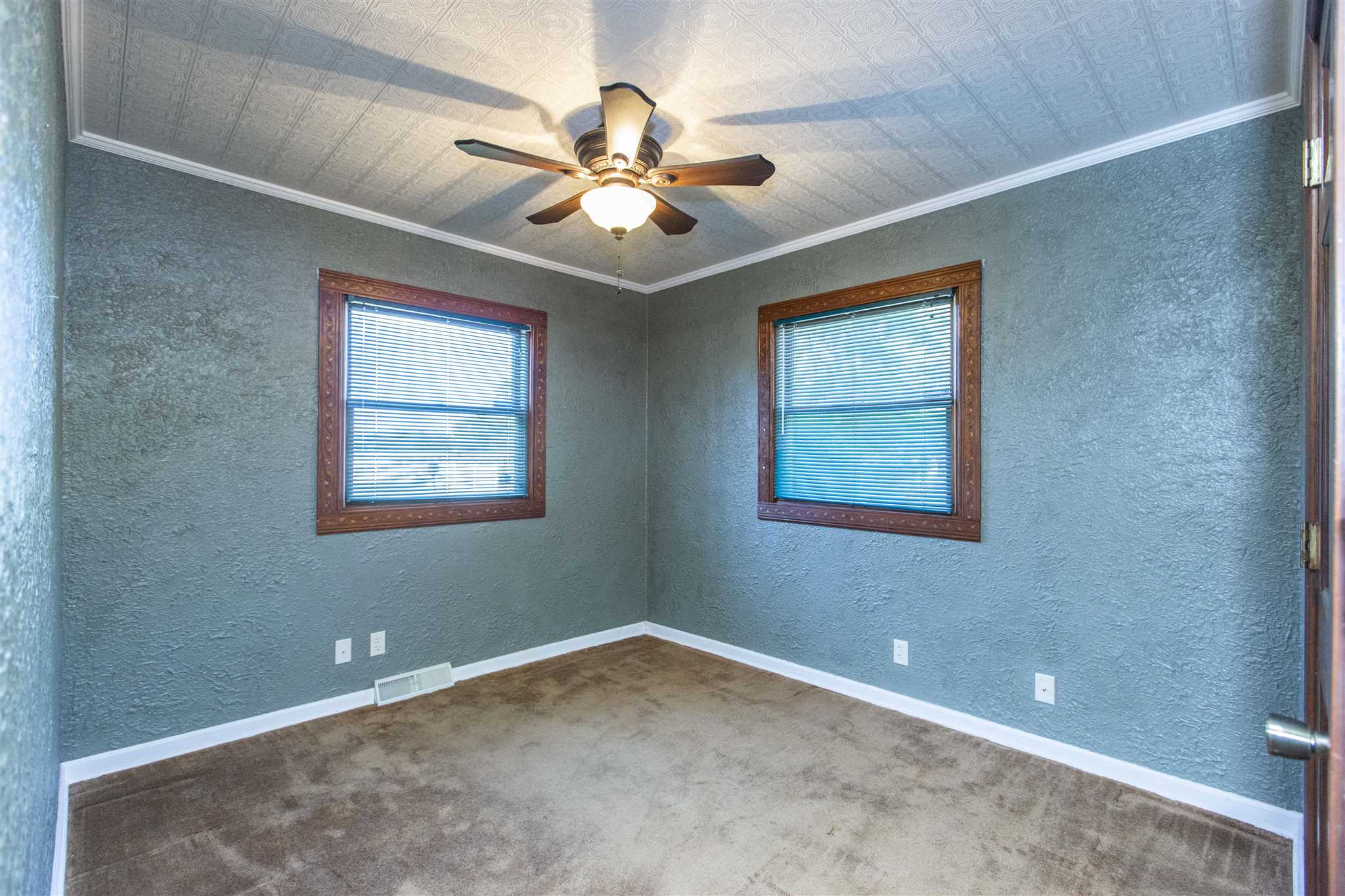 23010 Adams Road South Bend, IN 46628 - Photo 23 of 36