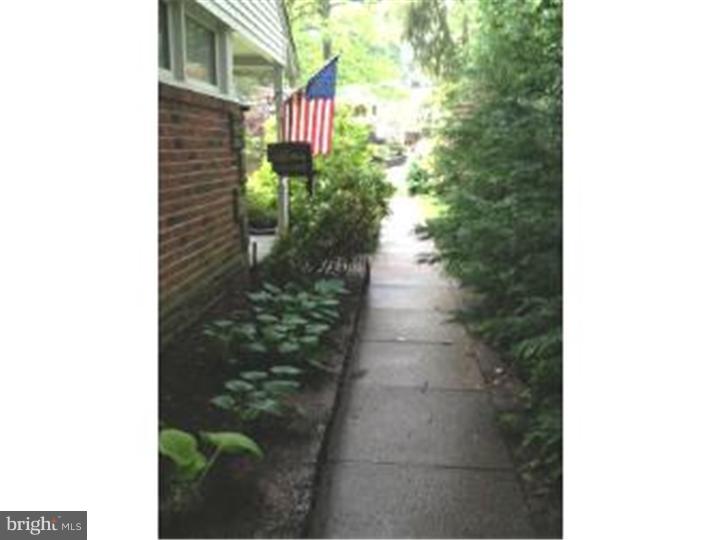 205 Kent Road Wyncote, PA 19095 - Photo 3 of 24 Exterior Side
