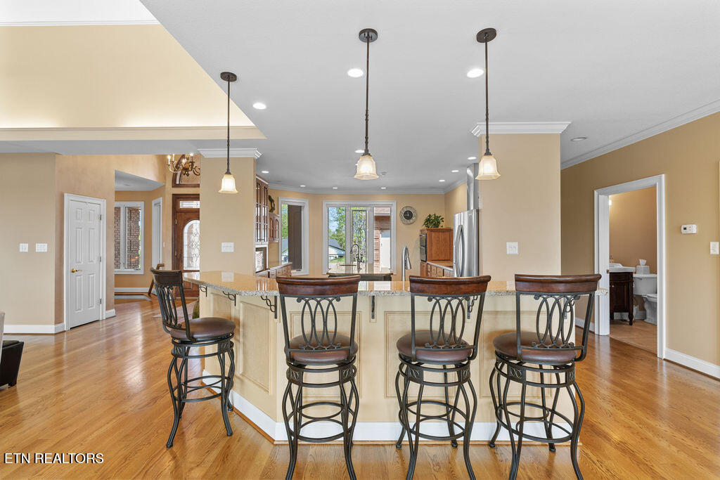 515 Dudala Circle Loudon, TN 37774 - Photo 16 of 48 Spacious Breakfast Bar