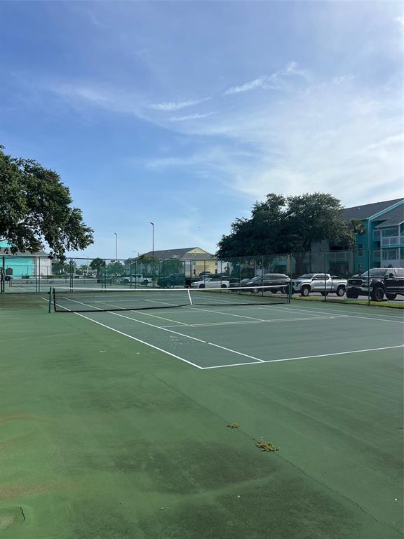 455 Alt 19, Unit 159 Palm Harbor, FL 34683 - Photo 25 of 26 a view of tennis court