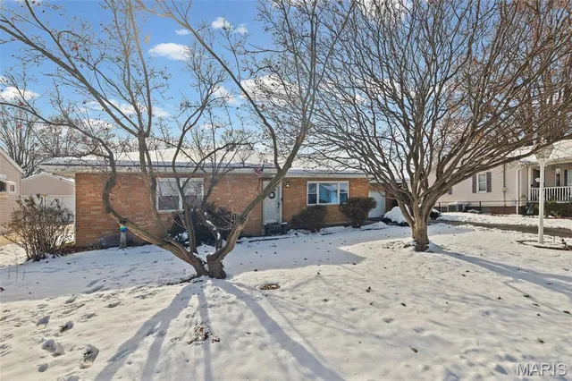 $149,900 | 214 West 4th Street, Hartford, IL 62048