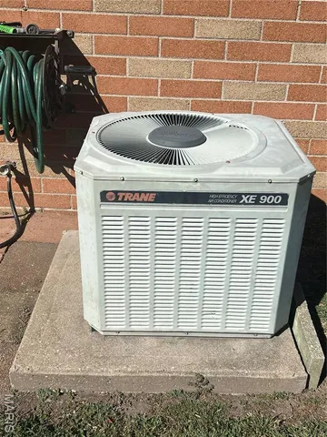 $149,900 | 214 West 4th Street, Hartford, IL 62048