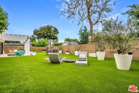 $1,550,000 | 13250 Fulton Court, Sherman Oaks, CA 91401