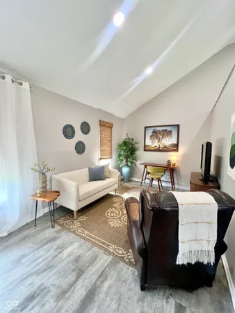 $425,000 | 222 Boulder Court, Carmel, IN 46032