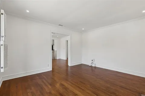 $345,000 | 2511 Burlington Boulevard, Dallas, TX 75211