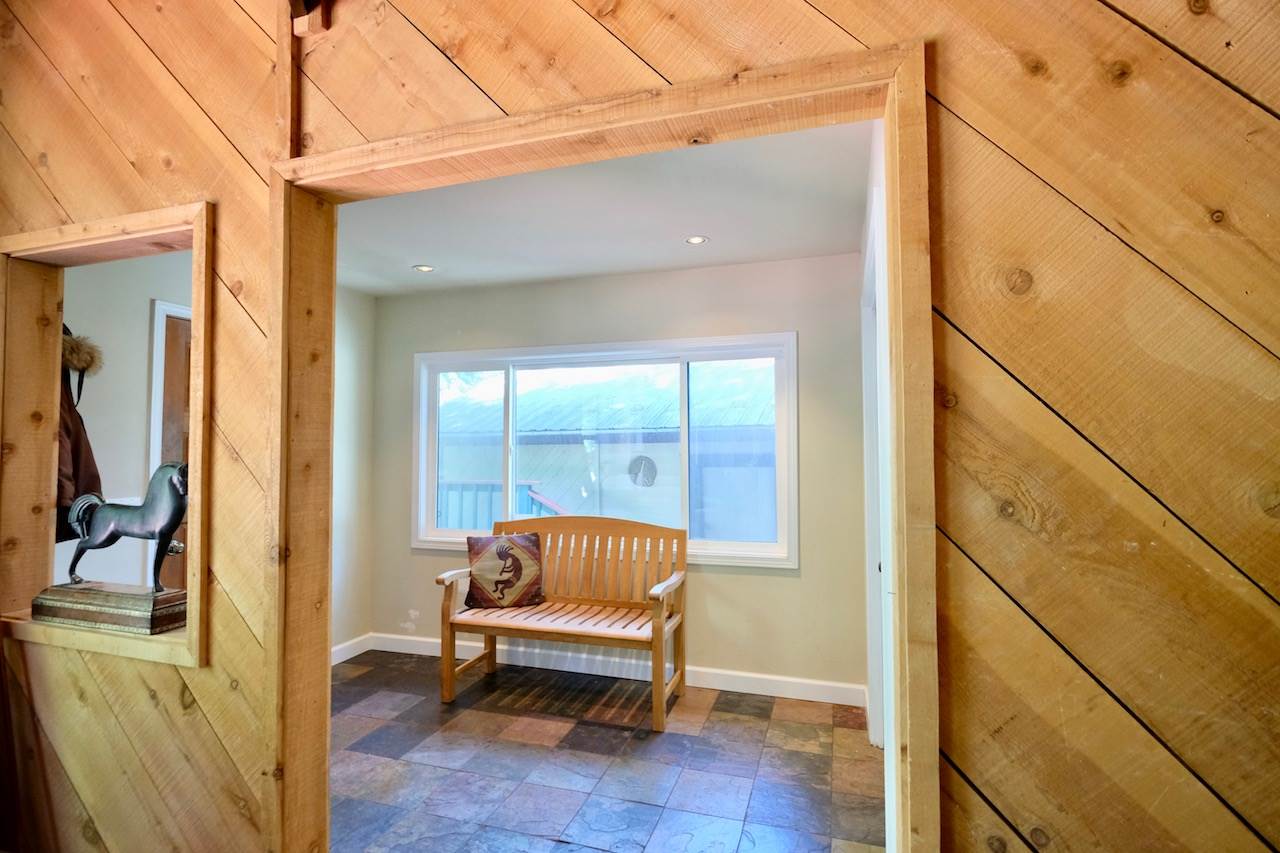 1431 Audubon Road Mount Shasta, CA 96067 - Photo 4 of 24 Gallery Image 4