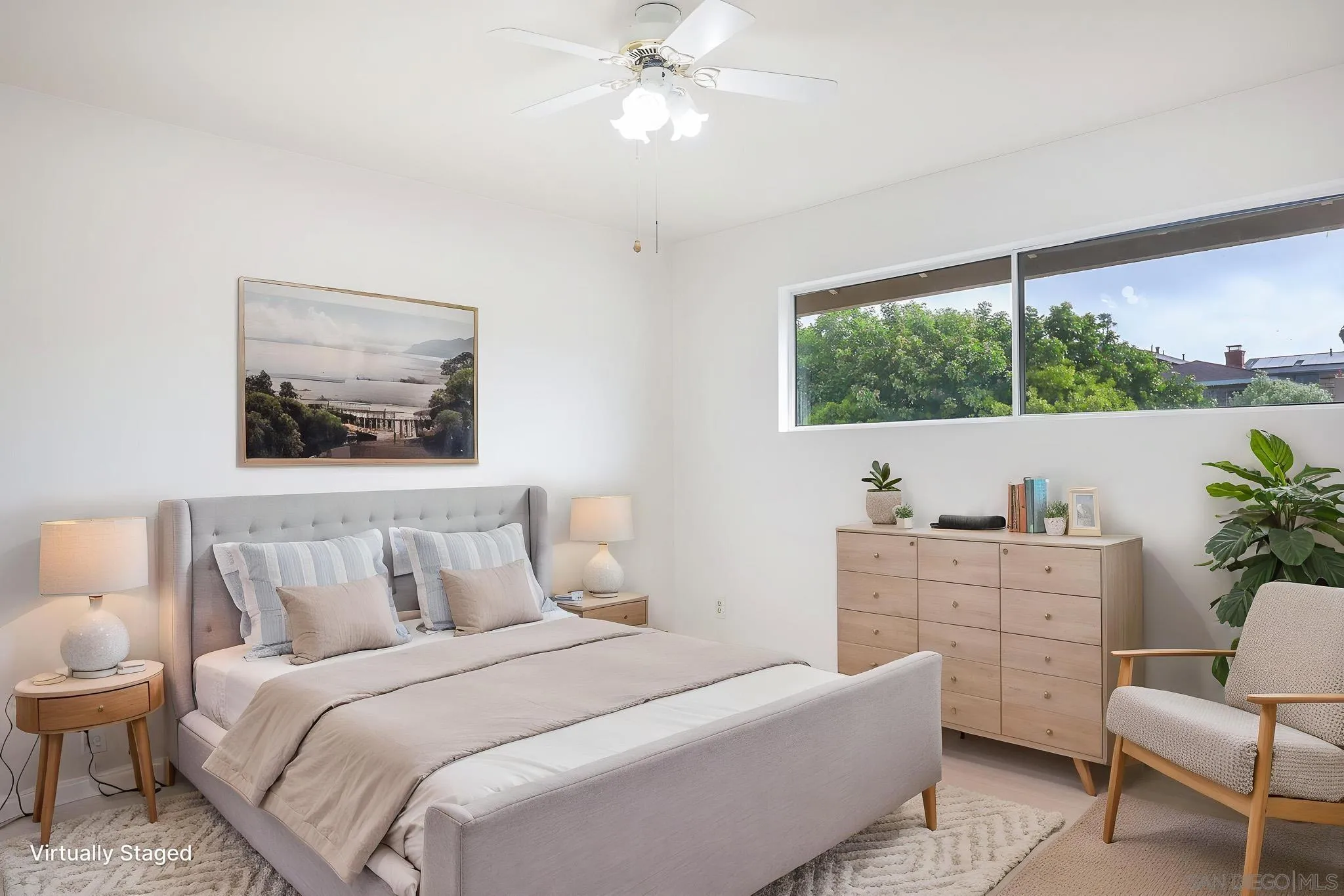 13933 Recuerdo Drive Del Mar, CA 92014 - Photo 33 of 44 a bedroom with a bed and a couch
