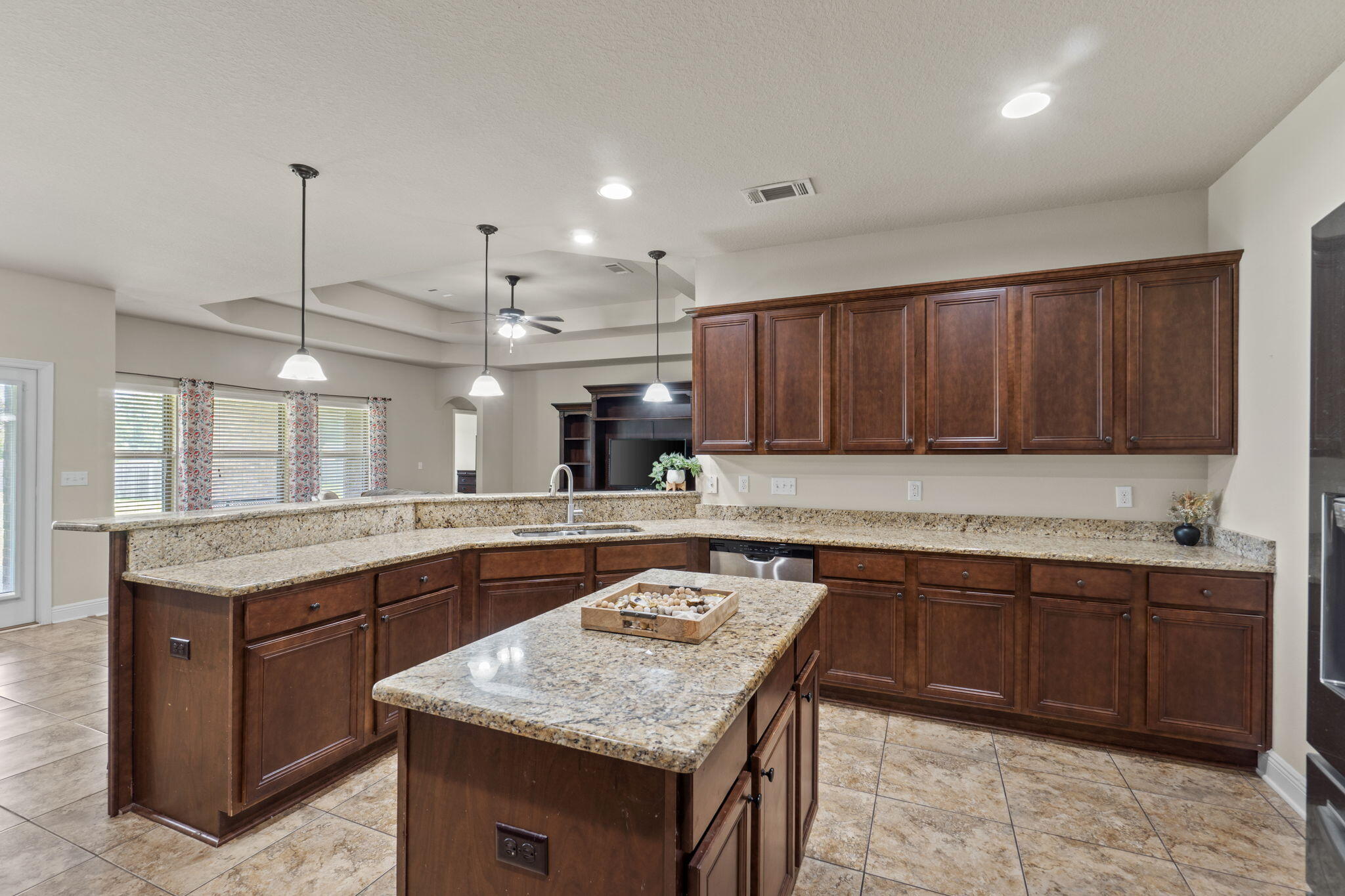 6229 Lapis Lane Crestview, FL 32539 - Photo 20 of 60 20-web-or-mls-Final-37