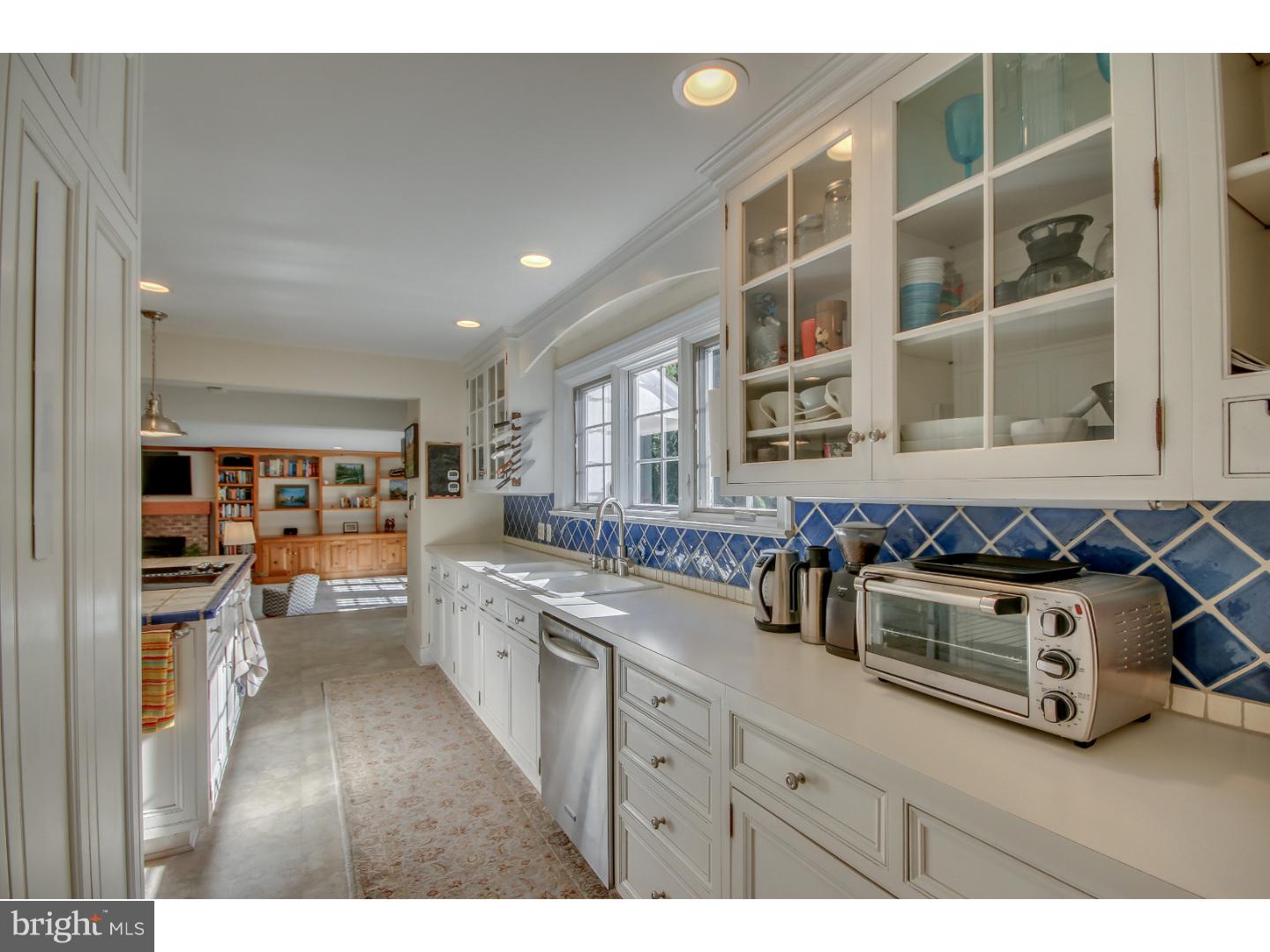 7 Terracedale Road Yardley, PA 19067 - Photo 8 of 25 Gallery Image 8