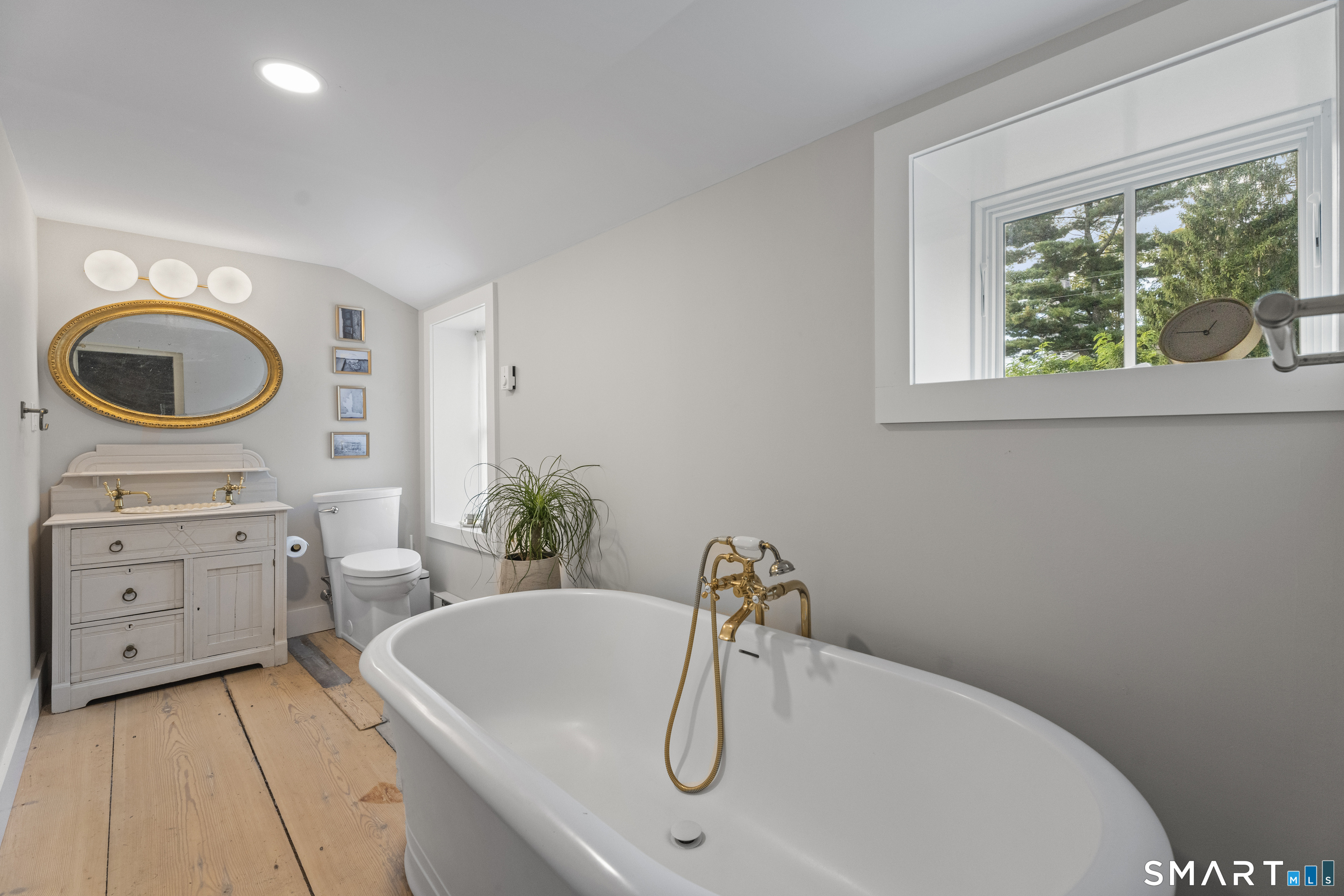 58 Middle Haddam Road East Hampton, CT 06456 - Photo 22 of 30 Gallery Image 22