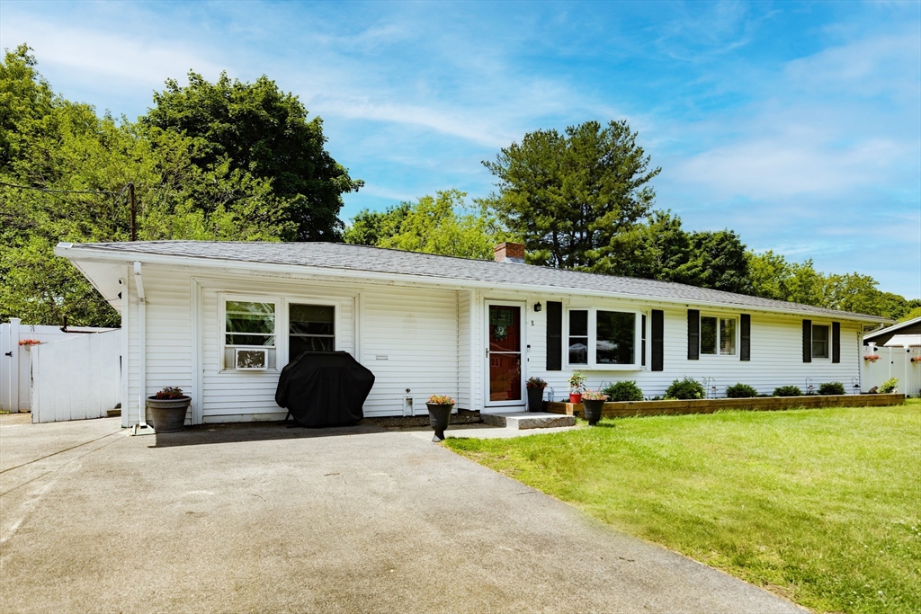 8 Andover Road Beverly, MA 01915 - Photo 13 of 30