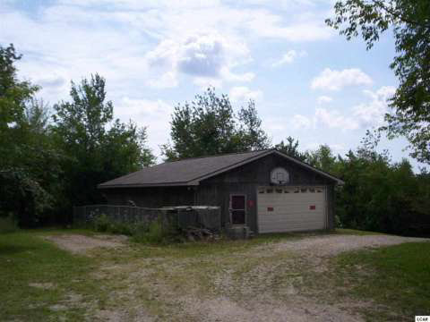 10864 Burton Road Adrian, MI 49221 - Photo 6 of 22 20365665-5.JPG
