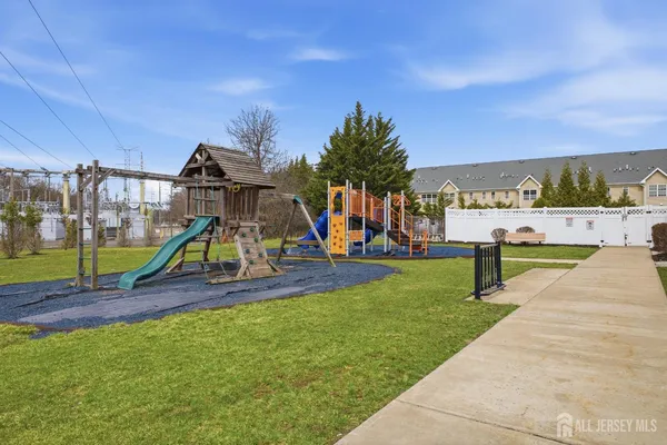 $699,000 | 4 Masters Boulevard, Piscataway, NJ 08854