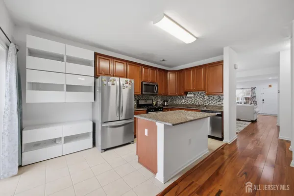 $699,000 | 4 Masters Boulevard, Piscataway, NJ 08854