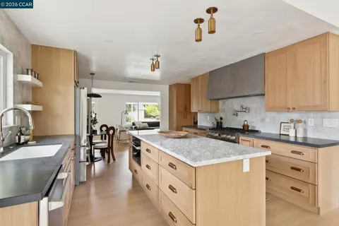 $1,895,000 | 3085 Avellano Drive, Walnut Creek, CA 94598