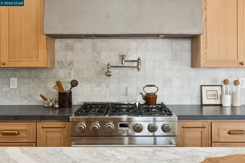 $1,895,000 | 3085 Avellano Drive, Walnut Creek, CA 94598