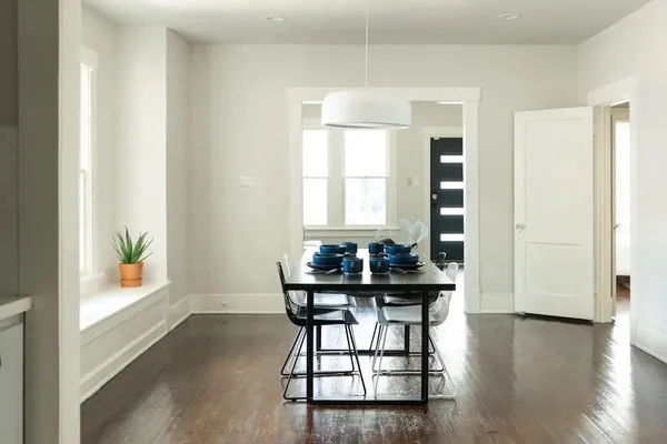 $2,300 | 114 Redan Street, Houston, TX 77009