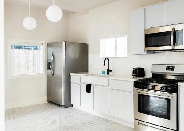 $2,300 | 114 Redan Street, Houston, TX 77009