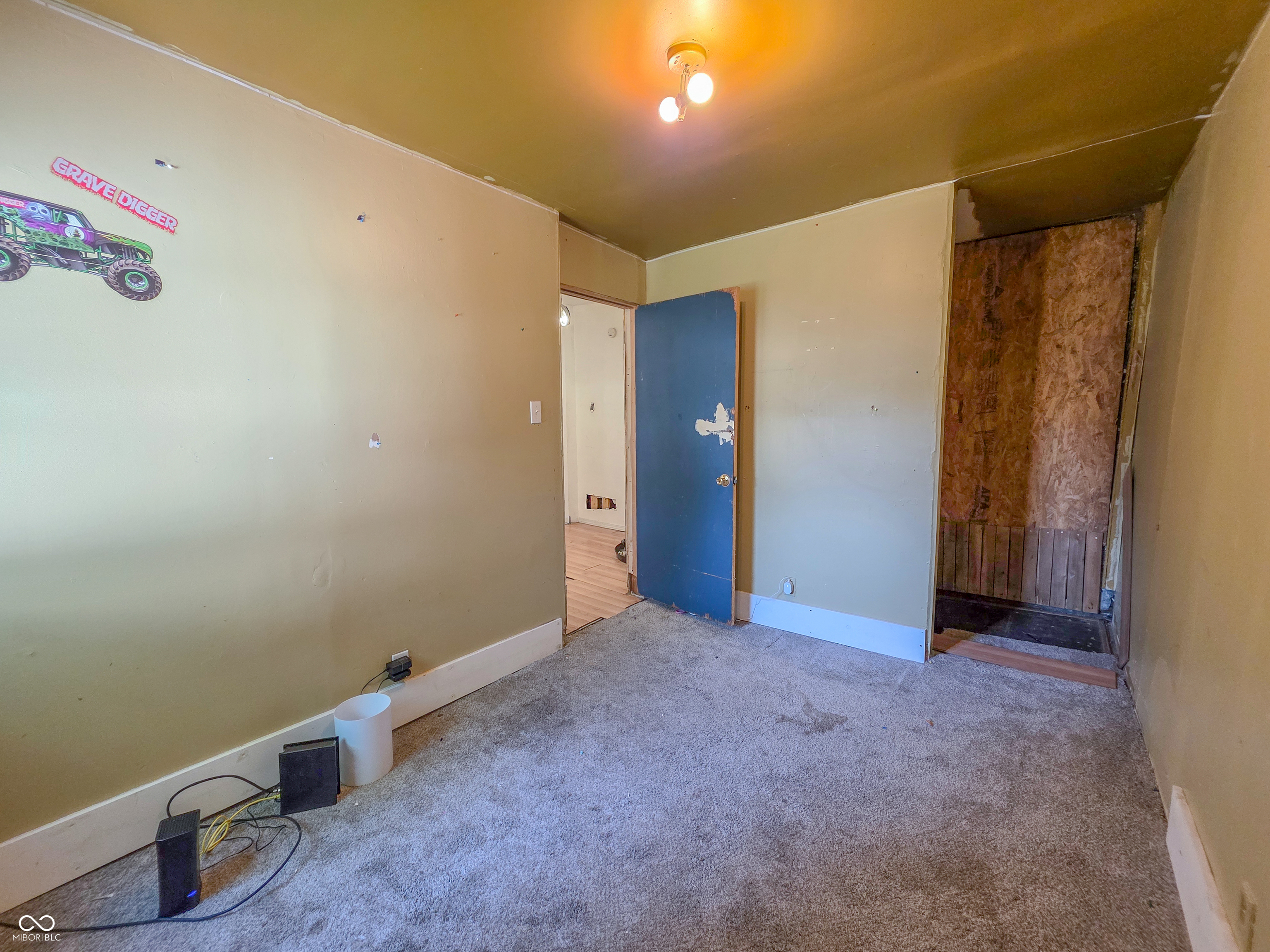 2228 Tippecanoe Street Terre Haute, IN 47807 - Photo 13 of 29