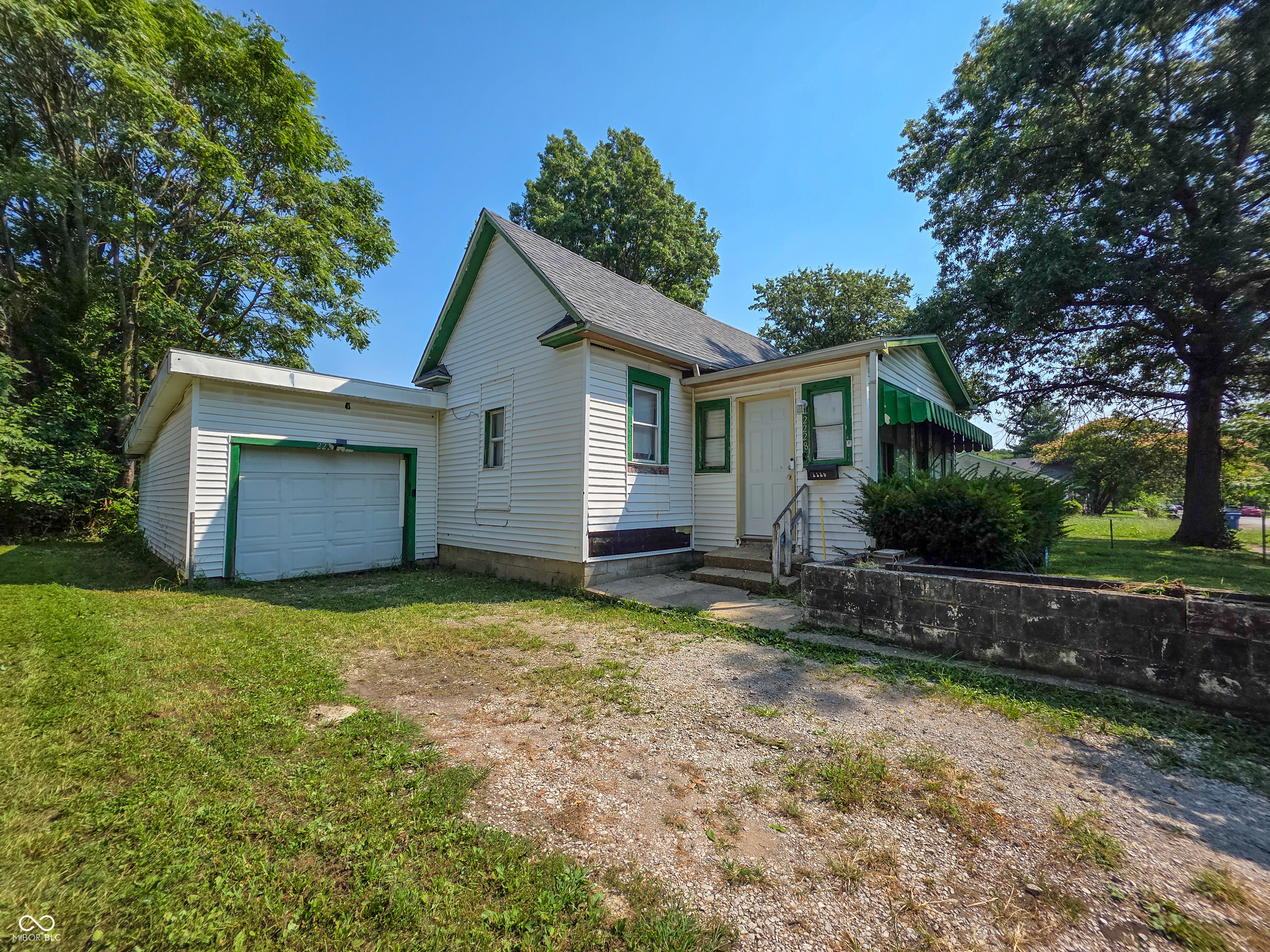2228 Tippecanoe Street Terre Haute, IN 47807 - Photo 18 of 29