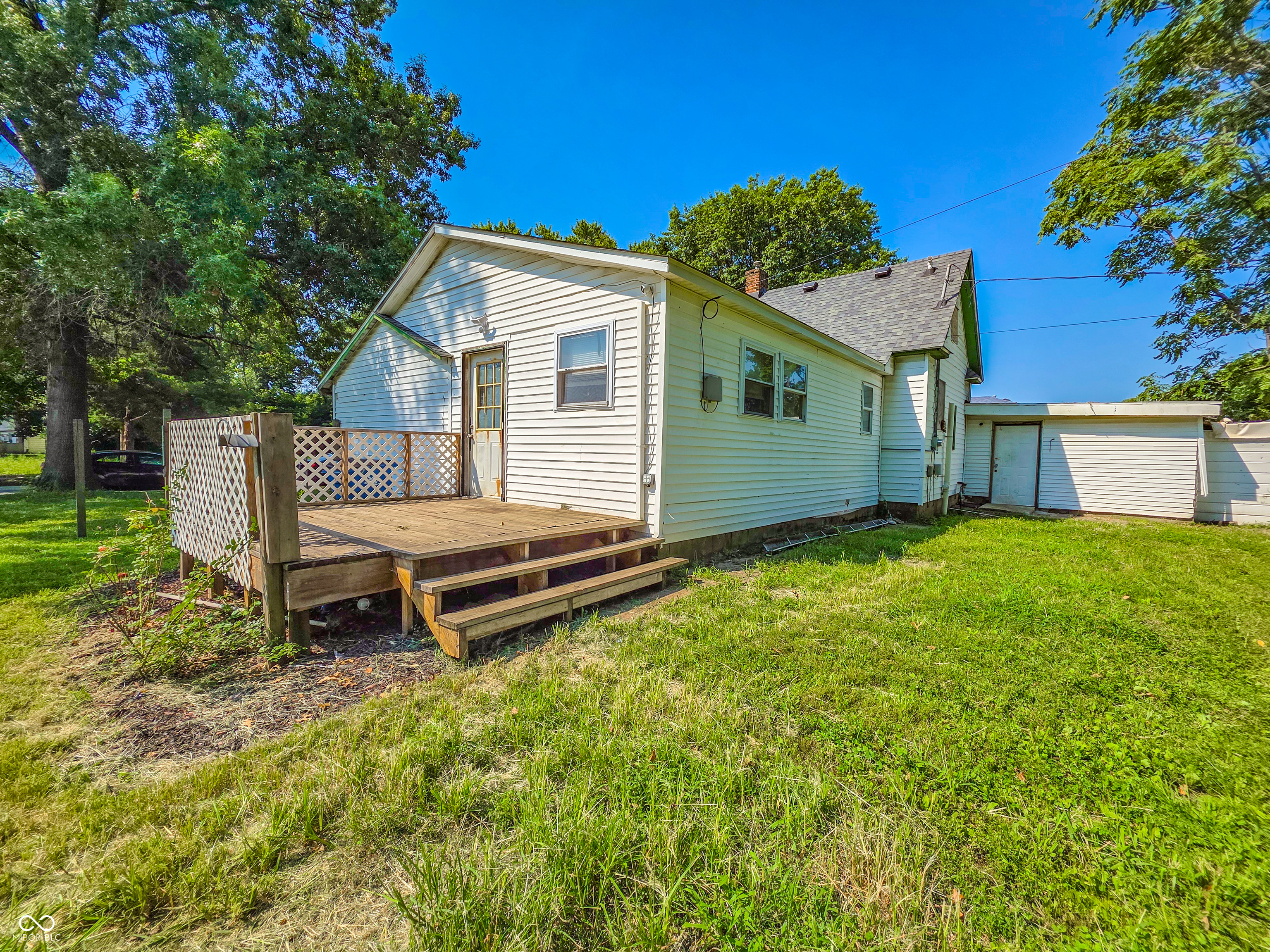 2228 Tippecanoe Street Terre Haute, IN 47807 - Photo 23 of 29
