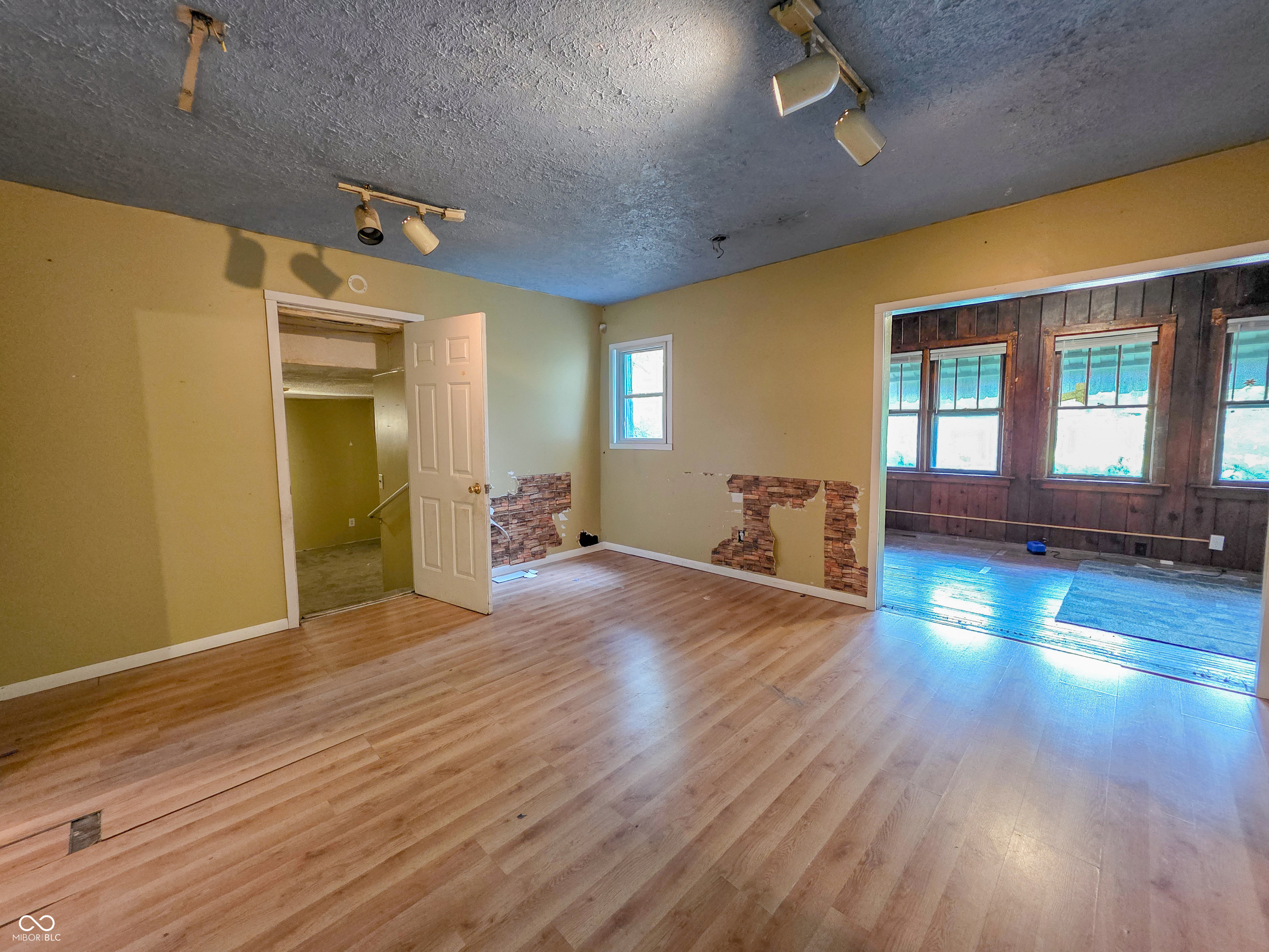 2228 Tippecanoe Street Terre Haute, IN 47807 - Photo 6 of 29