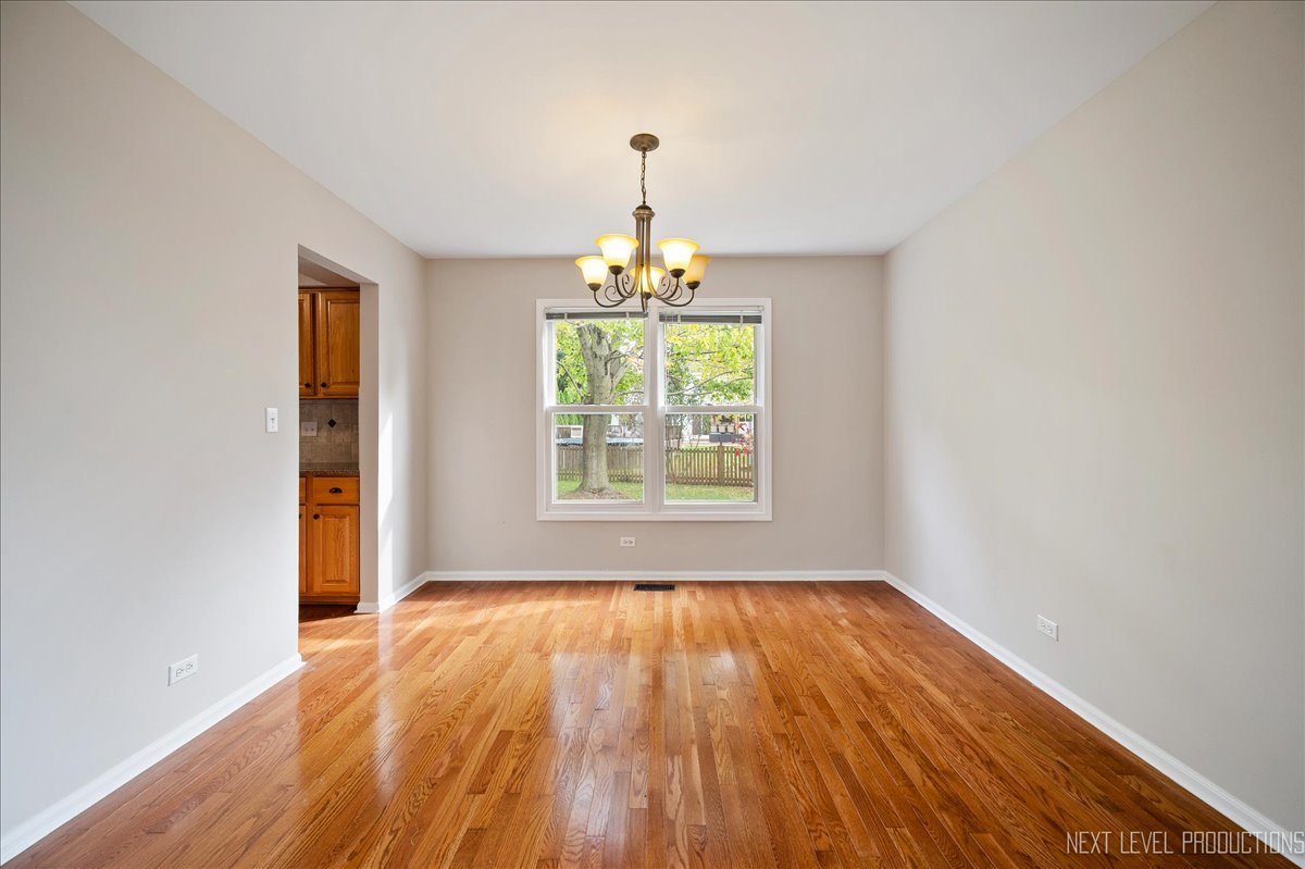 2465 Barn Owl Lane Elgin, IL 60124 - Photo 11 of 45