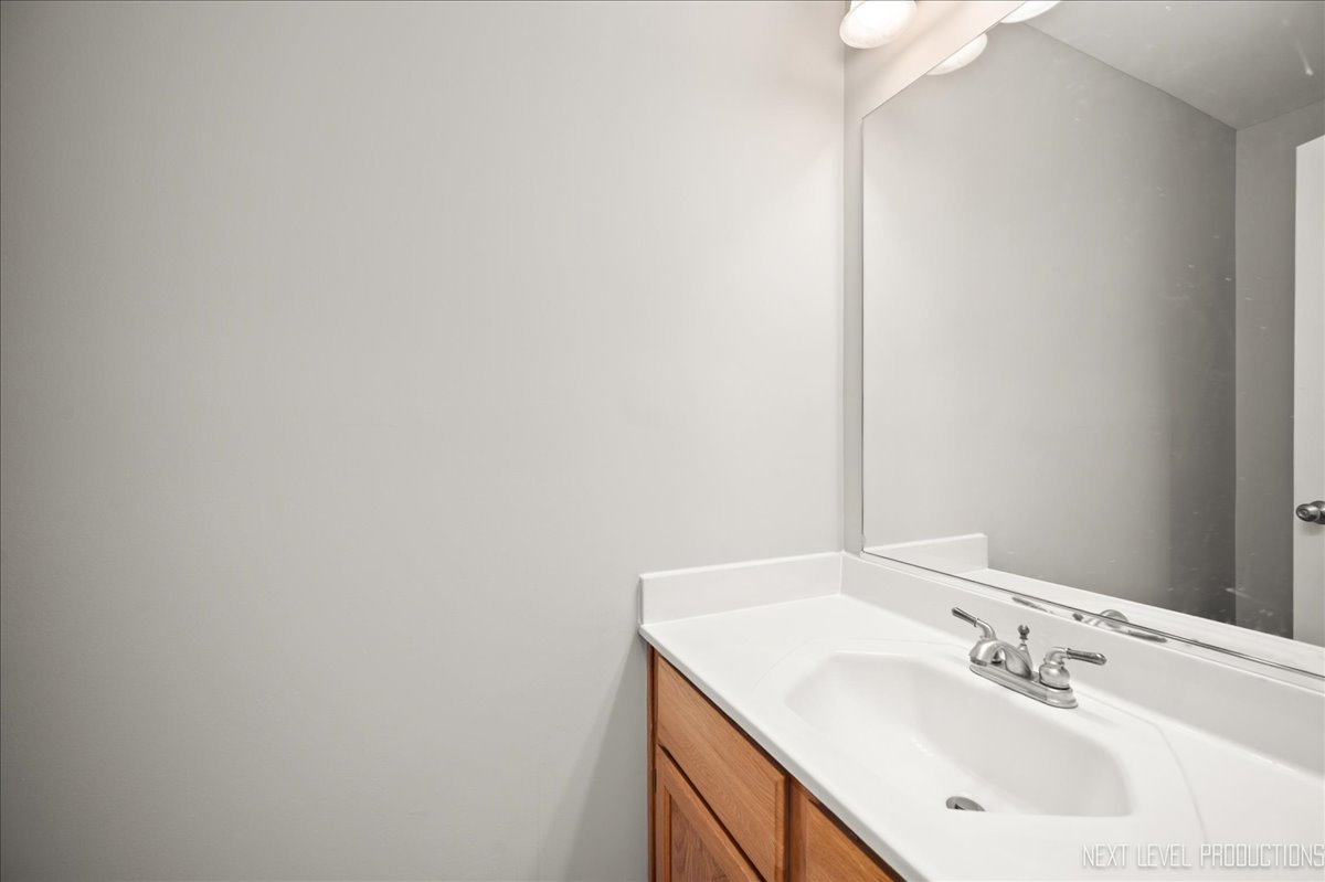 2465 Barn Owl Lane Elgin, IL 60124 - Photo 20 of 45