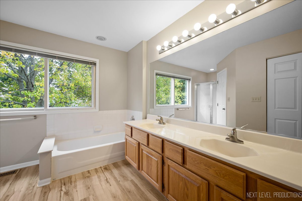 2465 Barn Owl Lane Elgin, IL 60124 - Photo 30 of 45