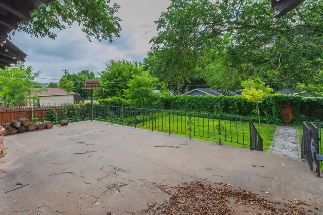 $325,000 | 511 South Shore Drive, Amarillo, TX 79118