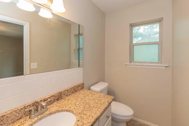 $325,000 | 511 South Shore Drive, Amarillo, TX 79118