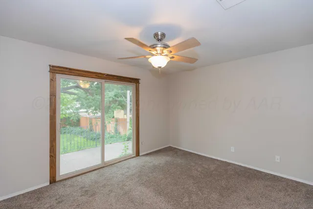 $325,000 | 511 South Shore Drive, Amarillo, TX 79118