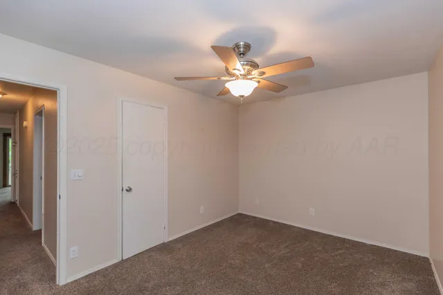 $325,000 | 511 South Shore Drive, Amarillo, TX 79118