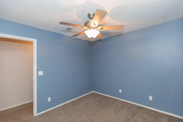 $325,000 | 511 South Shore Drive, Amarillo, TX 79118