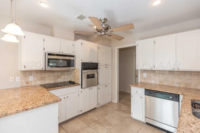 $325,000 | 511 South Shore Drive, Amarillo, TX 79118