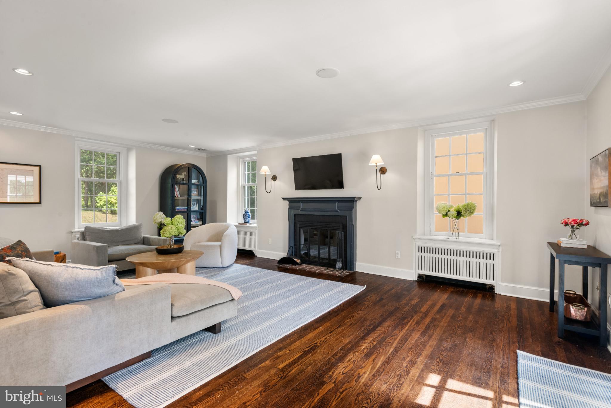 315 Caversham Road Bryn Mawr, PA 19010 - Photo 14 of 55 Bright and inviting living space with charm.