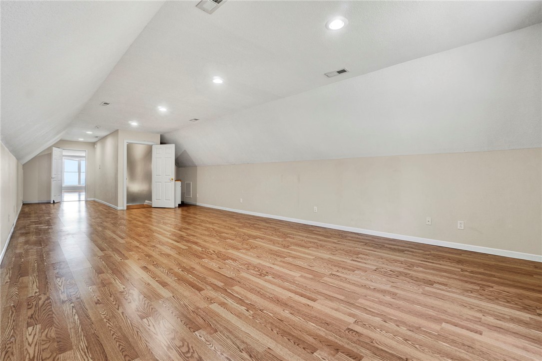 603 Tamassee Ridge Way Salem, SC 29676 - Photo 24 of 46 This spacious bonus room features gleaming hardwood flooring and bright recessed lighting.