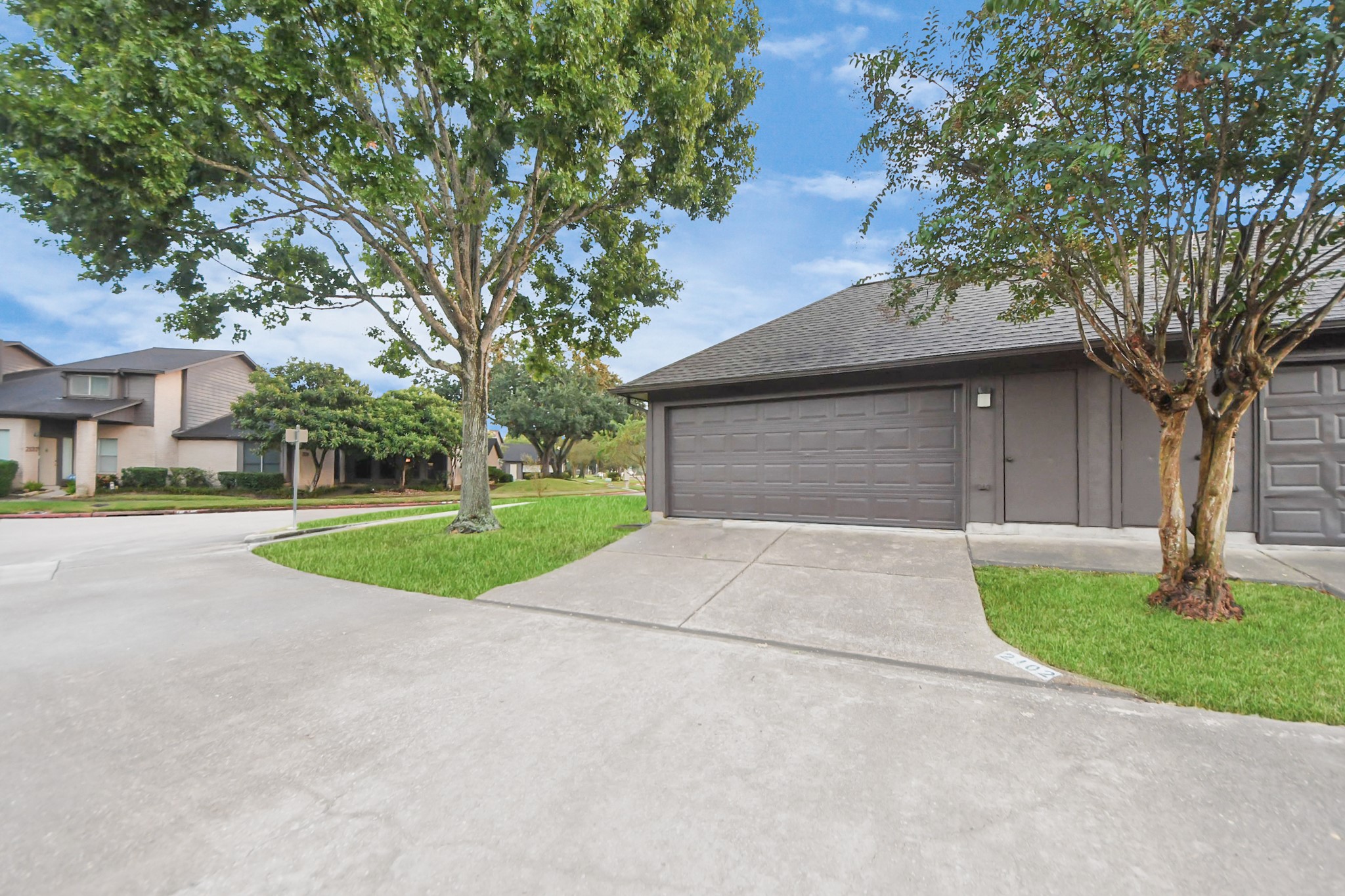 2102 Gemini Avenue Houston, TX 77058 - Photo 38 of 40 a view of outdoor space yard and garage