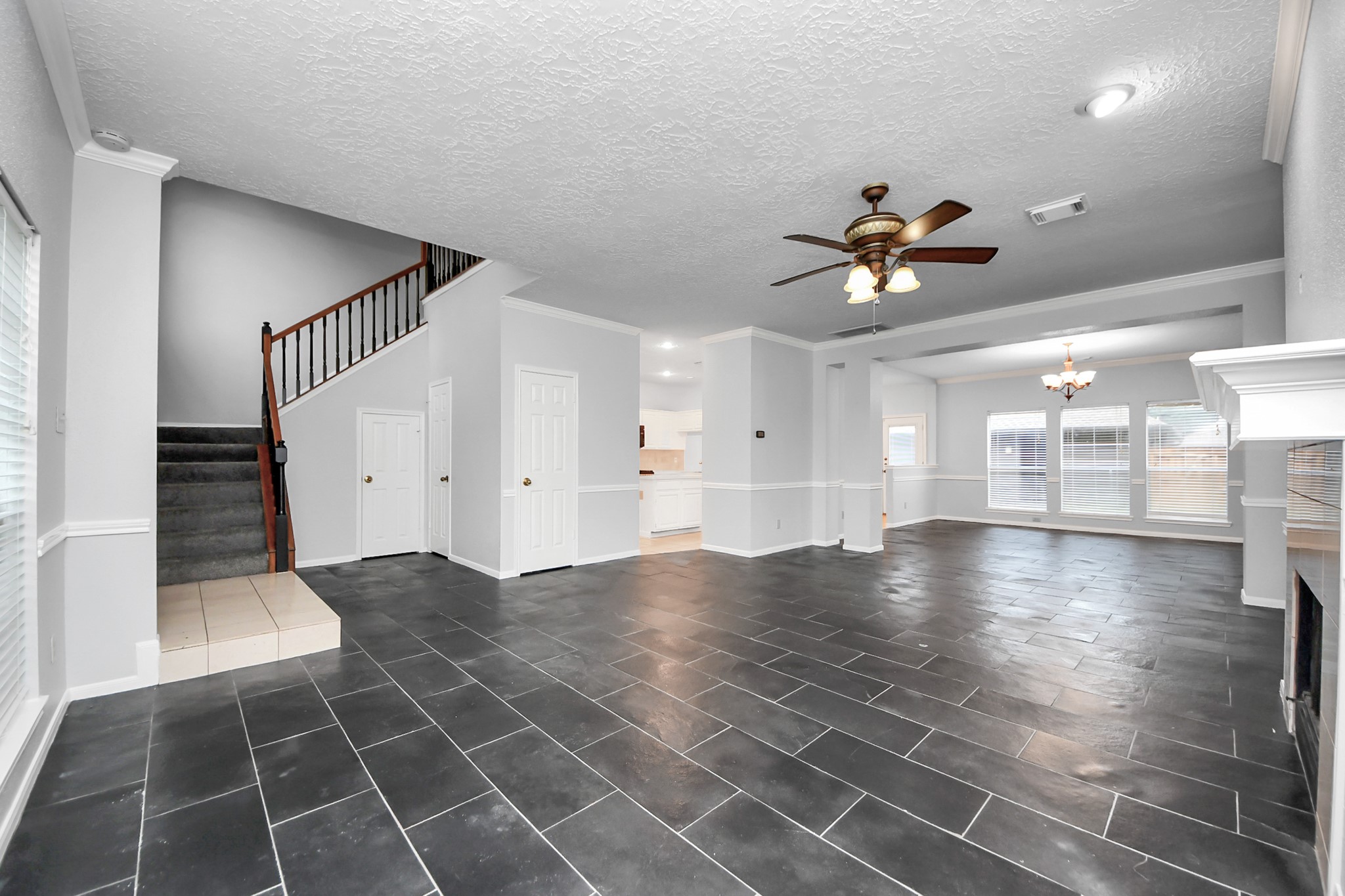2102 Gemini Avenue Houston, TX 77058 - Photo 7 of 40 a view of a livingroom with a ceiling fan and window