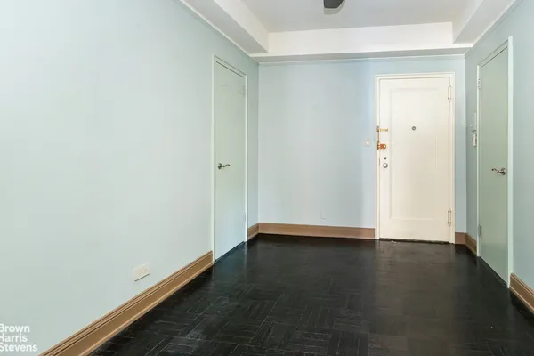 $365,000 | 123 East 37th Street, Unit 9D | Murray Hill