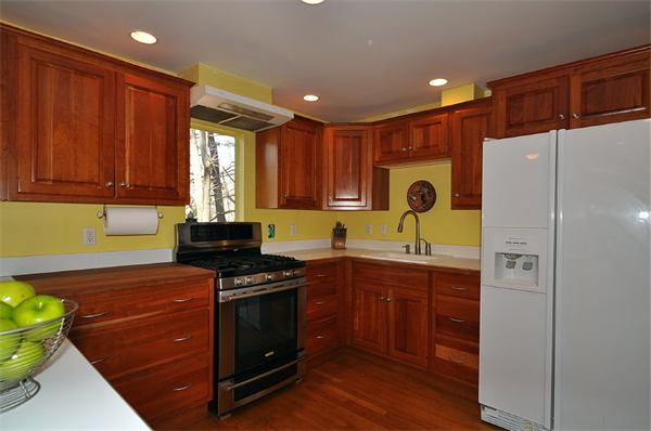 9-11 Hampden Street Wellesley, MA 02482 - Photo 6 of 30