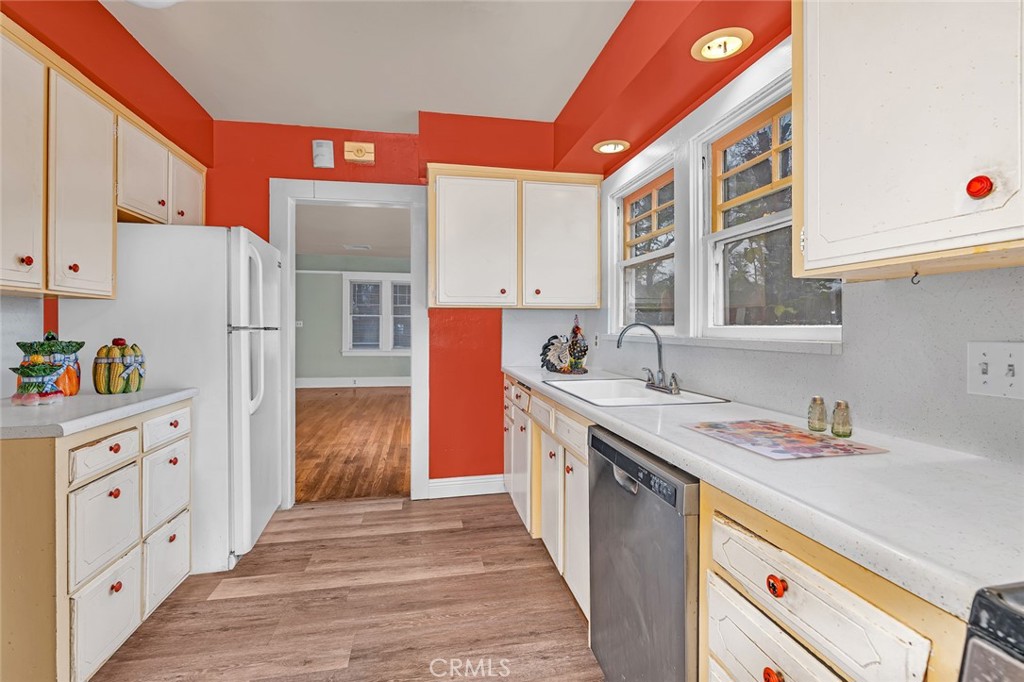 200 East 27th Street Merced, CA 95340 - Photo 8 of 26